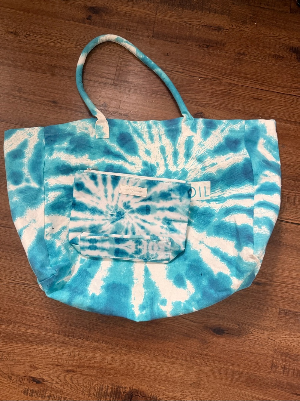 Moroccanoil Blue and White Tie-Dye Canvas Tote
